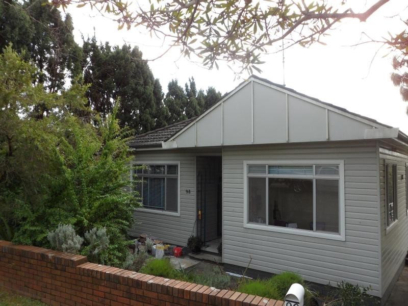 98 Grinsell Street KOTARA 2289, Kotara NSW 2289