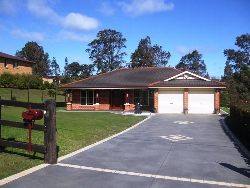 12 Silky Oak Drive ABERGLASSLYN 2320, Aberglasslyn NSW 2320
