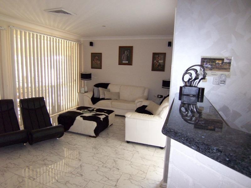 12 Silky Oak Drive ABERGLASSLYN 2320, Aberglasslyn NSW 2320