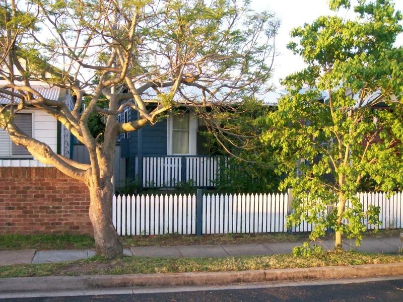 35 George  Street MAYFIELD EAST 2304, Mayfield East NSW 2304