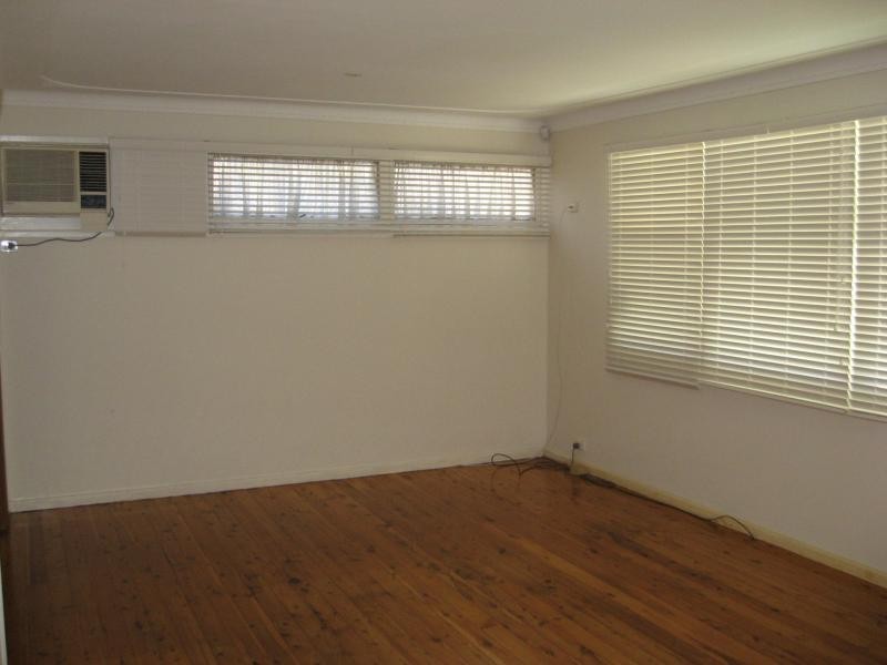 10 Glad Gunson Drive ELEEBANA 2282, Eleebana NSW 2282