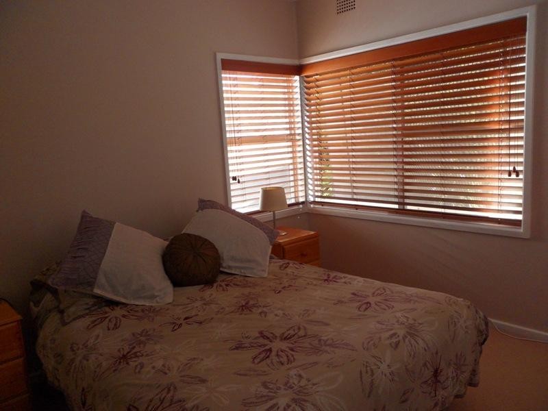 27  Springfield  Avenue KOTARA 2289, Kotara NSW 2289