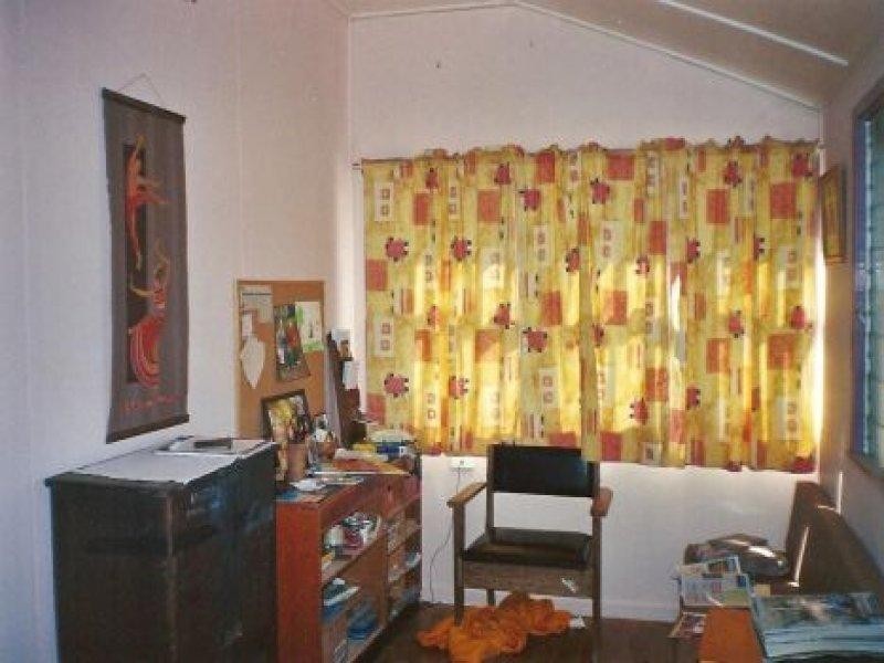 6 Goldston Street ALPHA 4724, Alpha QLD 4724