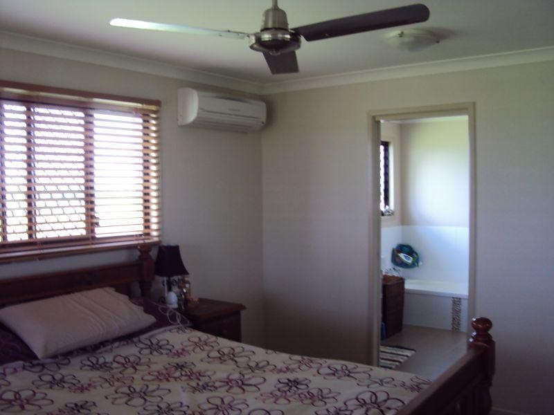 119 McKenzie Road, Alton Downs QLD 4702