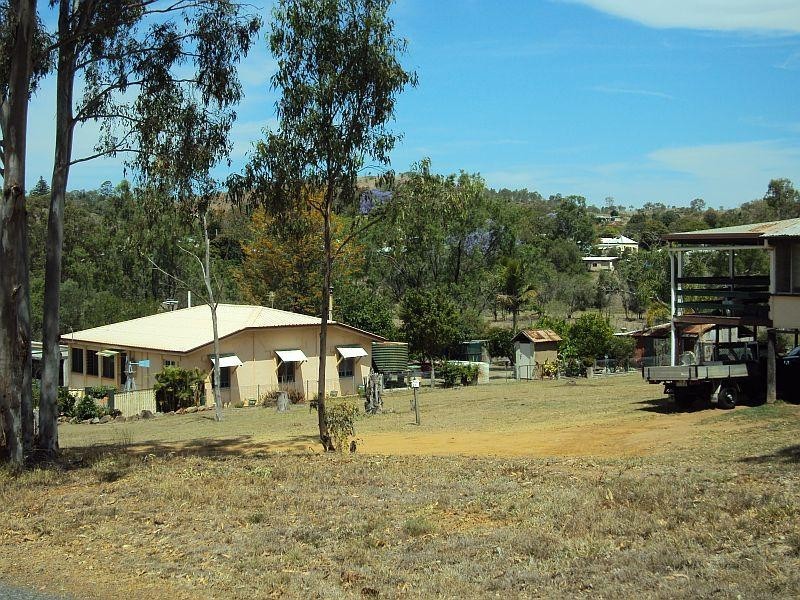 25 Gordon Lane, Mount Morgan QLD 4714