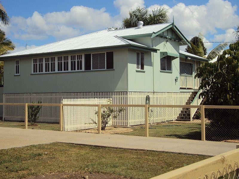 26 Thackeray Street, Park Avenue QLD 4701