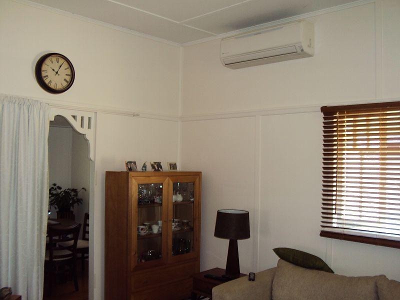 26 Thackeray Street, Park Avenue QLD 4701