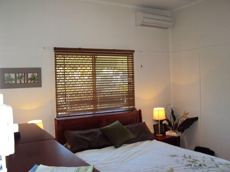 26 Thackeray Street, Park Avenue QLD 4701