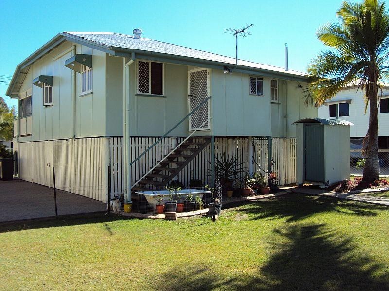 26 Thackeray Street, Park Avenue QLD 4701