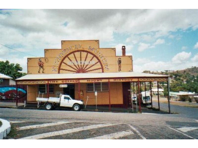 48 Central Street, Mount Morgan QLD 4714