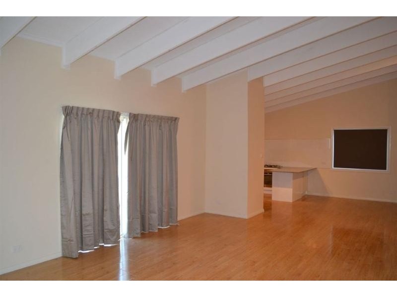 42 James Street, Gracemere QLD 4702