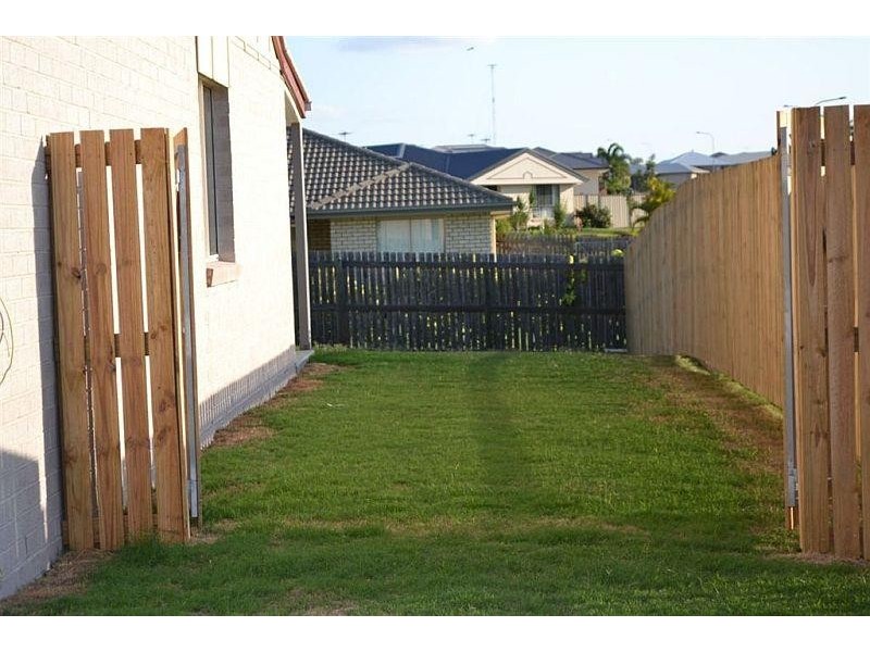 42 James Street, Gracemere QLD 4702
