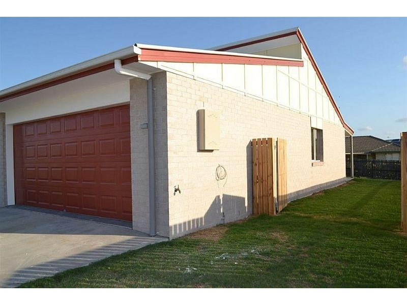 42 James Street, Gracemere QLD 4702
