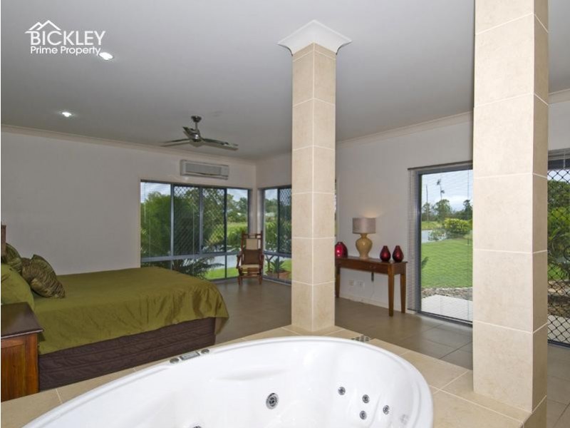 33 Ocean Park Drive DUNDOWRAN BEACH 4655, Dundowran Beach QLD 4655