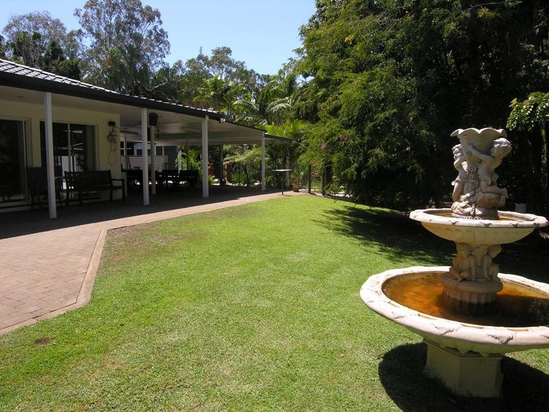 10 Palm Way DUNDOWRAN BEACH 4655, Dundowran Beach QLD 4655