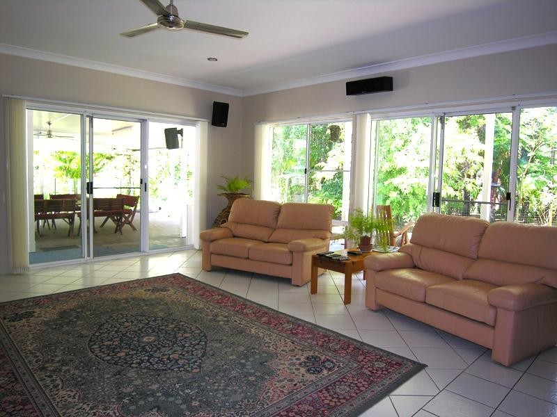 10 Palm Way DUNDOWRAN BEACH 4655, Dundowran Beach QLD 4655