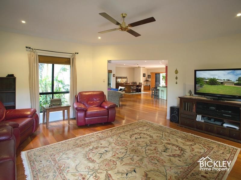 6 Hawk Court DUNDOWRAN BEACH 4655, Dundowran Beach QLD 4655