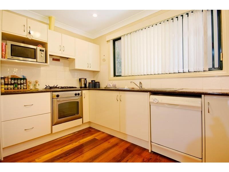 20 Green Point Drive BELMONT 2280, Belmont NSW 2280