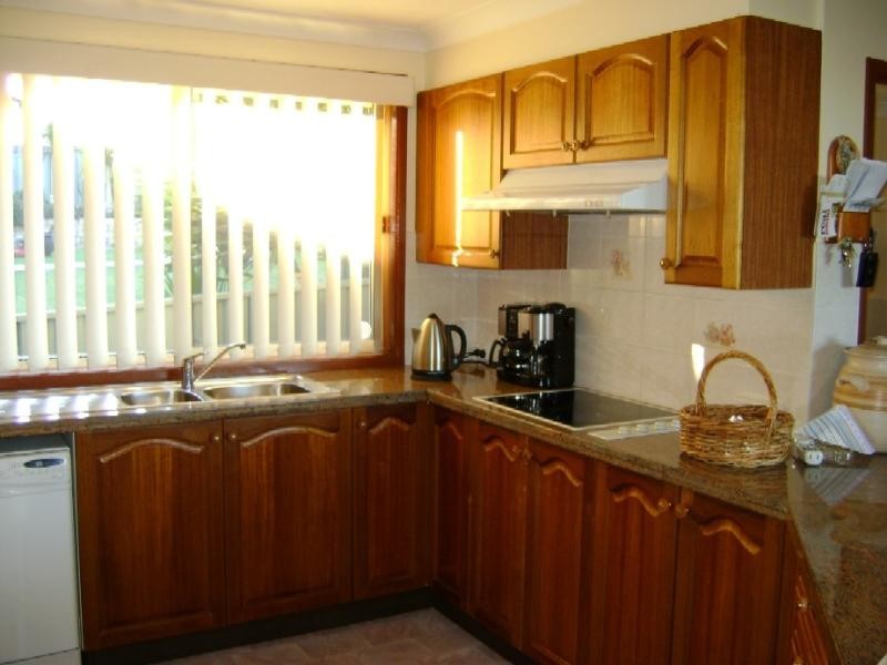 66 John Fisher  Road BELMONT NORTH 2280, Belmont North NSW 2280