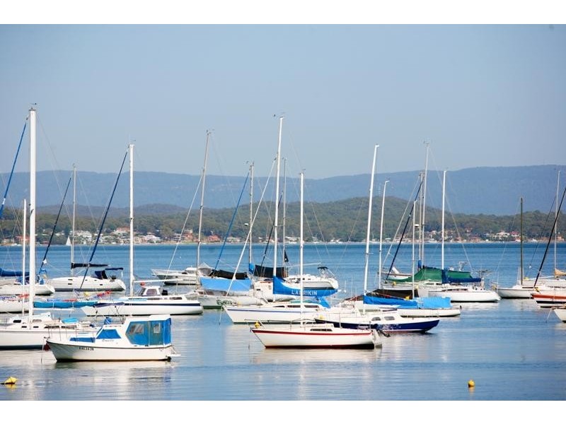 53 Walter Street BELMONT 2280, Belmont NSW 2280