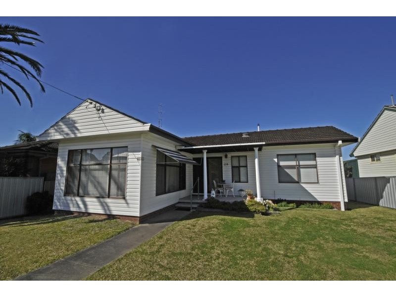 114  Medcalf  Street WARNERS BAY 2282, Warners Bay NSW 2282