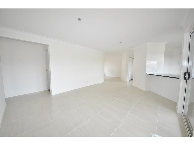 18 Rowe Drive, Macksville NSW 2447