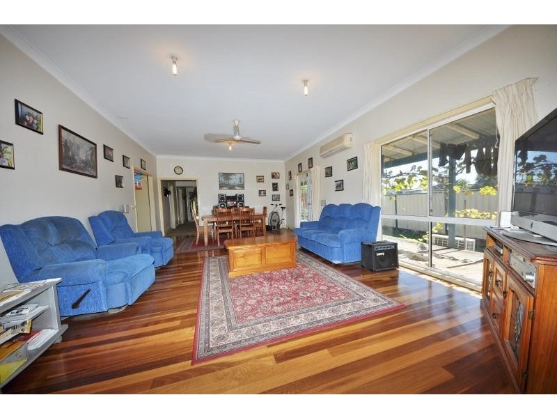 95 East Street, Macksville NSW 2447