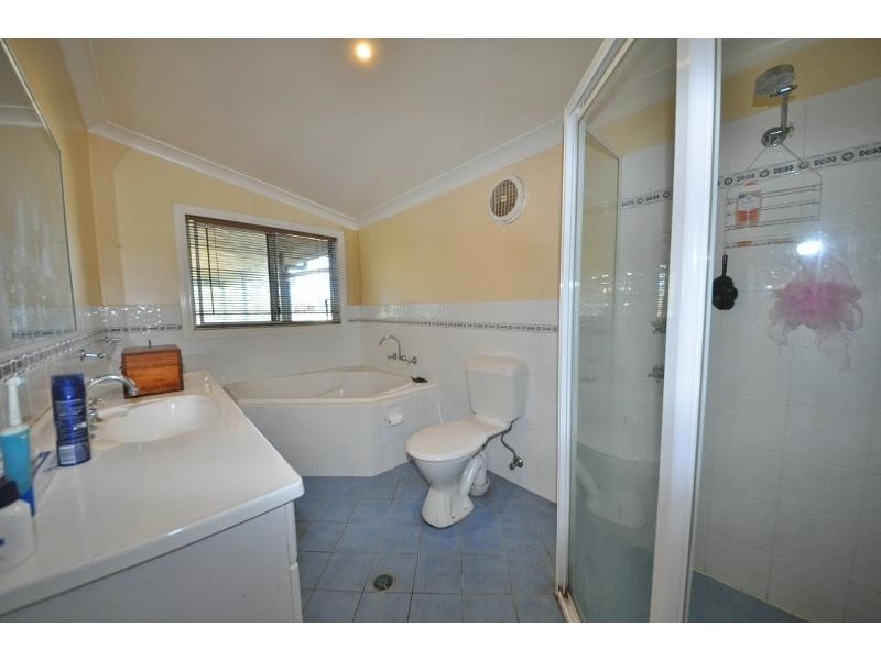 95 East Street, Macksville NSW 2447
