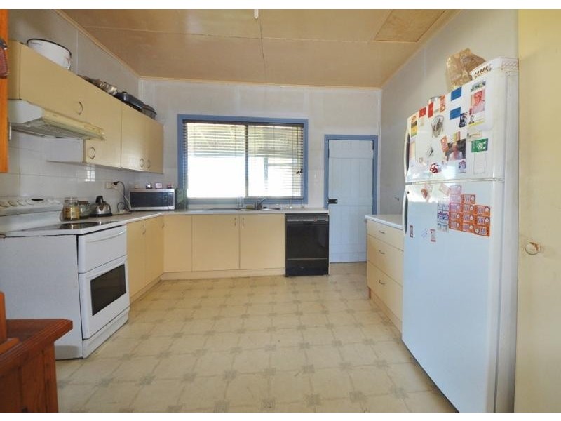 95 East Street, Macksville NSW 2447