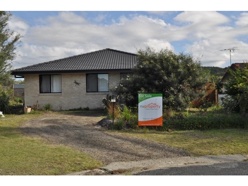 2 Hennessy  Street, Stuarts Point NSW 2441