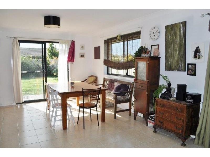 2 Hennessy  Street, Stuarts Point NSW 2441