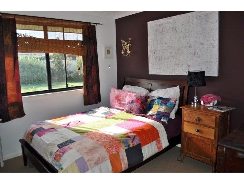 2 Hennessy  Street, Stuarts Point NSW 2441