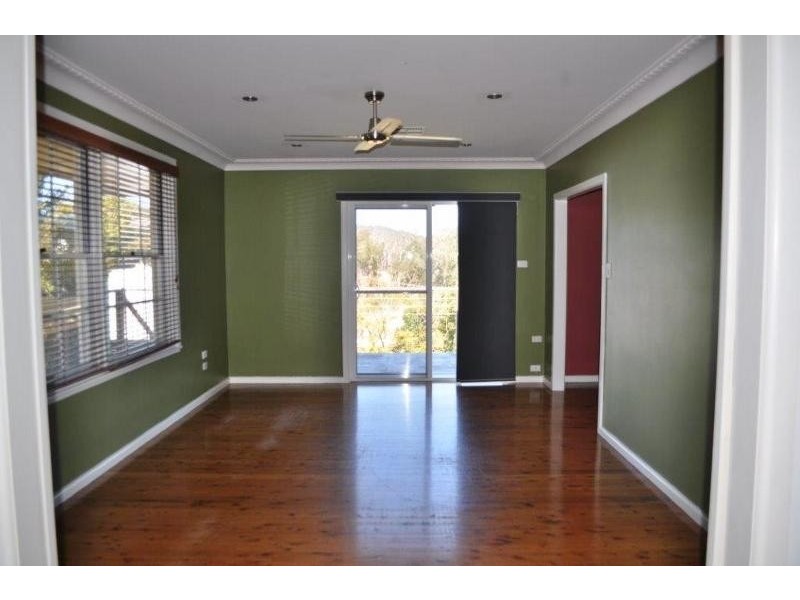 41 Wallace  Street, Scotts Head NSW 2447