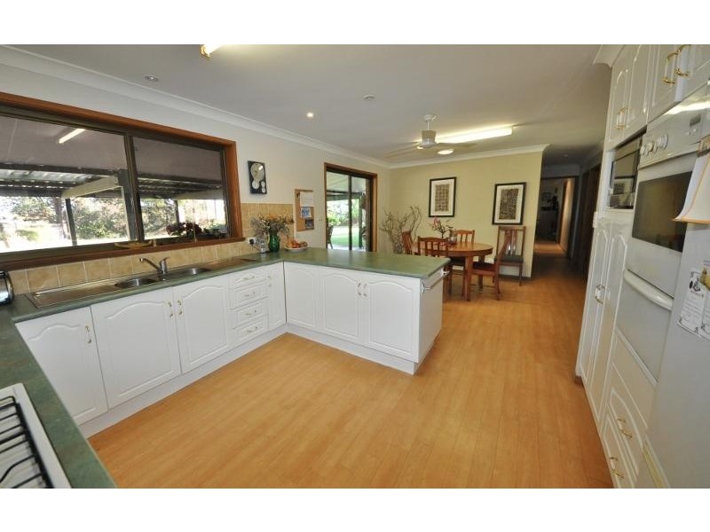300 Irvines  Road, Tewinga NSW 2449