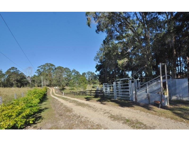 300 Irvines  Road, Tewinga NSW 2449