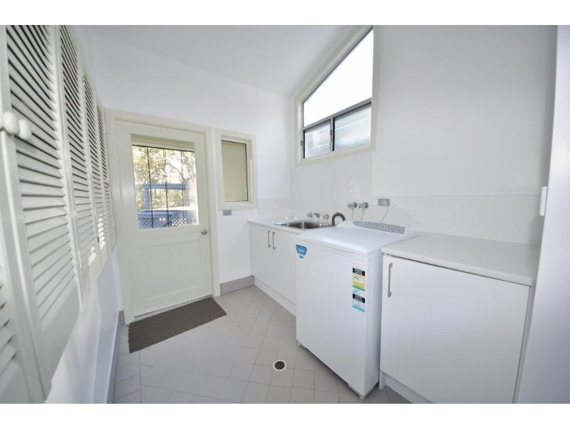 33 South Pacific Drive, Scotts Head NSW 2447