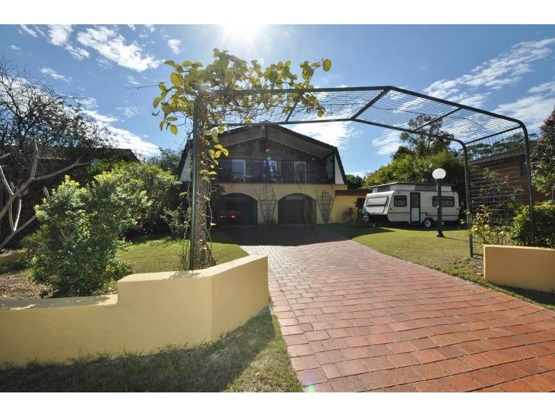 6 Nineteenth Avenue, Stuarts Point NSW 2441