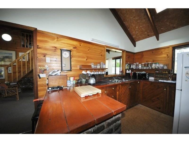 9 Nineteenth Avenue, Stuarts Point NSW 2441