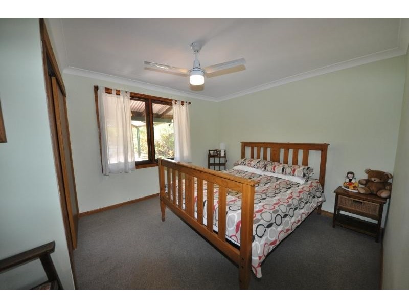 9 Nineteenth Avenue, Stuarts Point NSW 2441