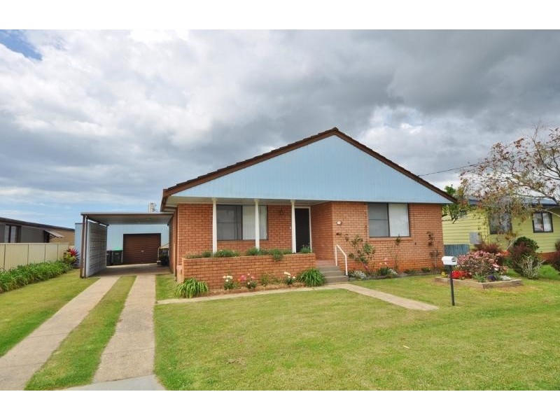 47 East Street, Macksville NSW 2447