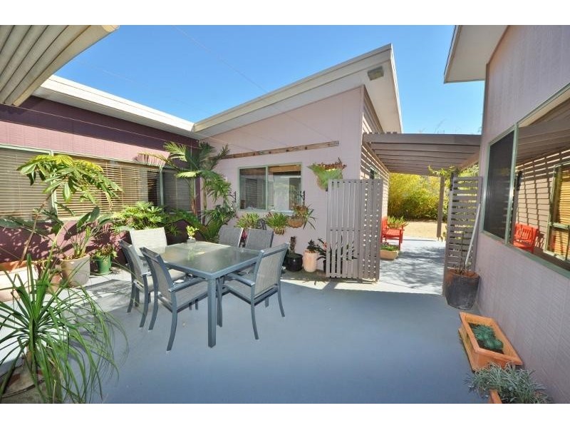 36A Sandpiper Drive, Scotts Head NSW 2447