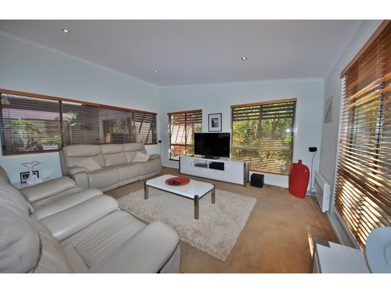 36A Sandpiper Drive, Scotts Head NSW 2447