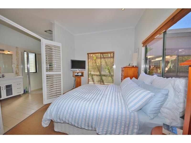 36A Sandpiper Drive, Scotts Head NSW 2447