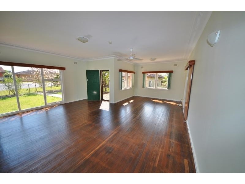 94 Wallace Street, Macksville NSW 2447