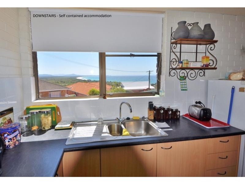 32 Vista Way, Scotts Head NSW 2447