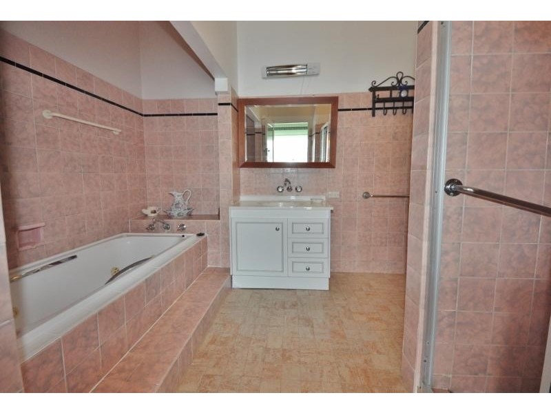 11 Matilda Street, Macksville NSW 2447