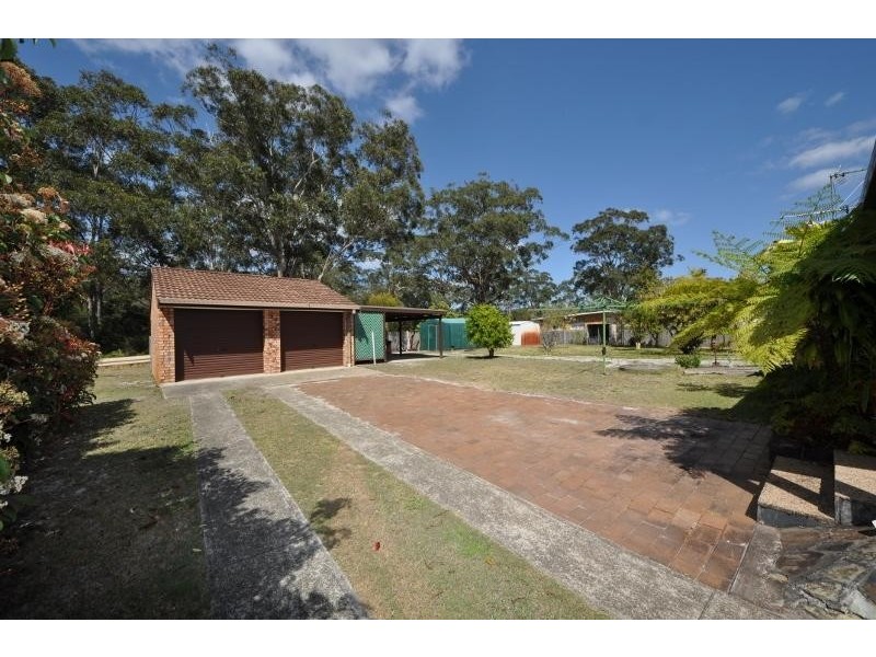 17 Third Avenue, Stuarts Point NSW 2441