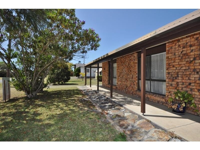17 Third Avenue, Stuarts Point NSW 2441