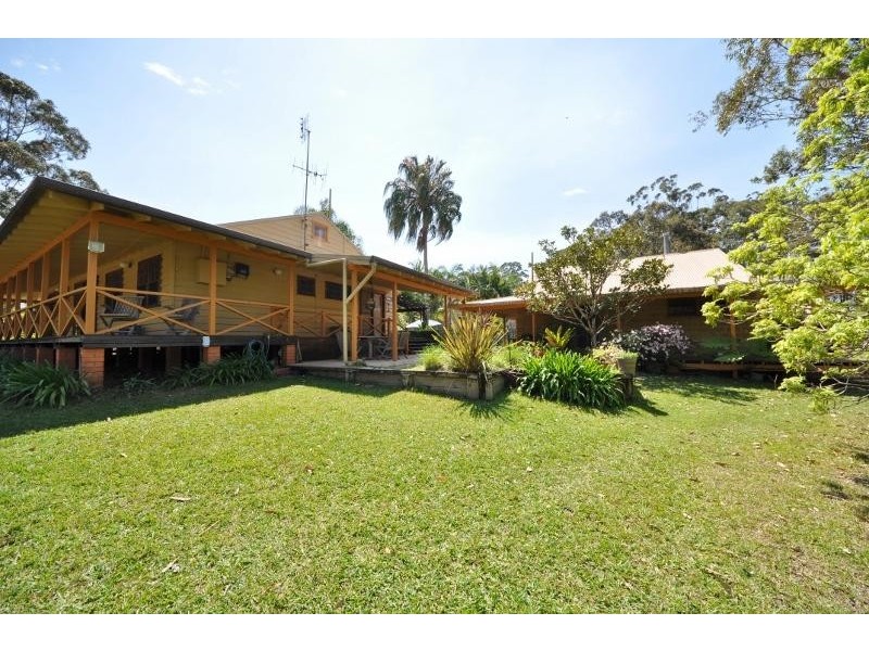 255 Stuarts Point  Road, Yarrahapinni NSW 2441