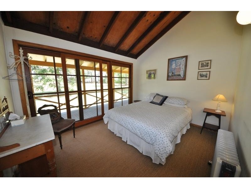 255 Stuarts Point  Road, Yarrahapinni NSW 2441